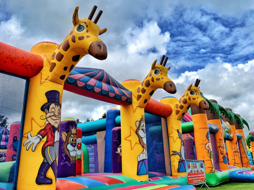 Bubble & Bounce - Summer Holiday Fun